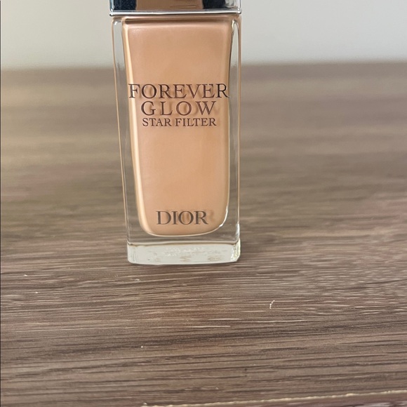 Dior Forever Glow Filter in #2 - Picture 3 of 3